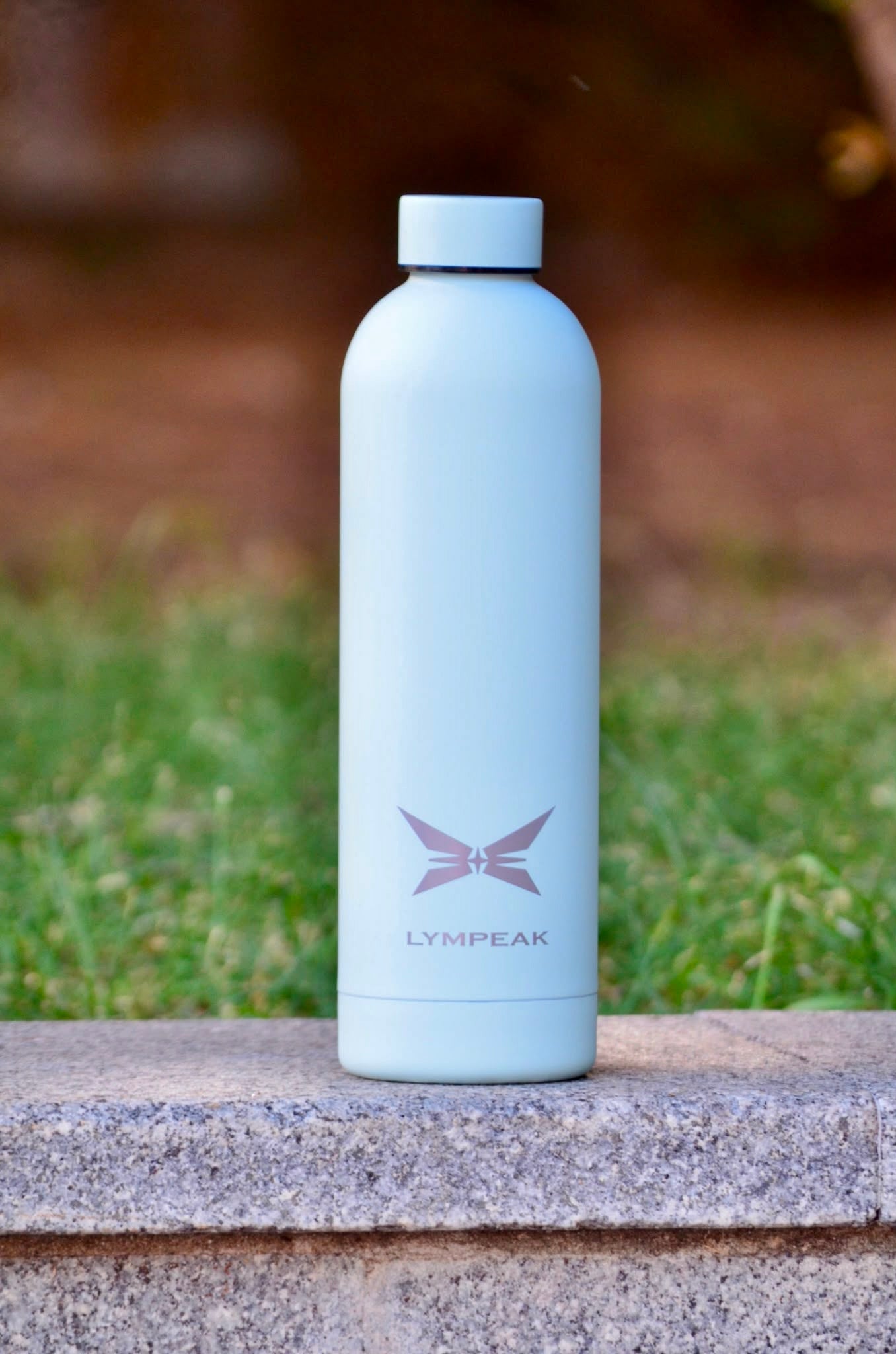 ESSENCIAL | Botella Térmica Slim 750 ml - Azul Celestial